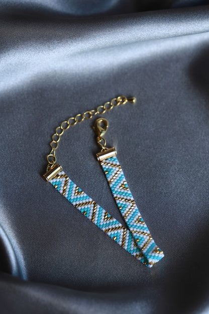 Blue Triangle pattern beaded bracelet using 24K gold plated beads