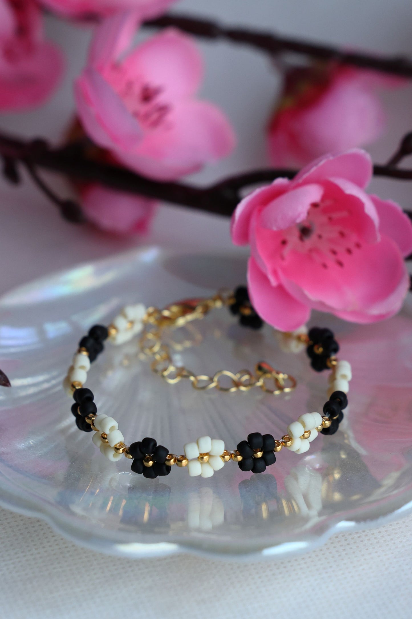 Bracelet "Oreo" Matte Black and White with 24K Gold Plated beads