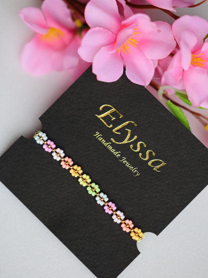 Pastel Floral Beaded Bracelet "Macarons"